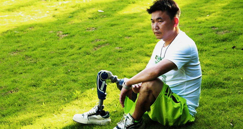 退伍老兵的钢铁“重生”